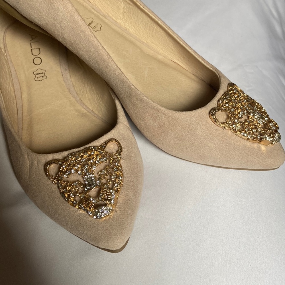NEW! ALDO genuine suede flats